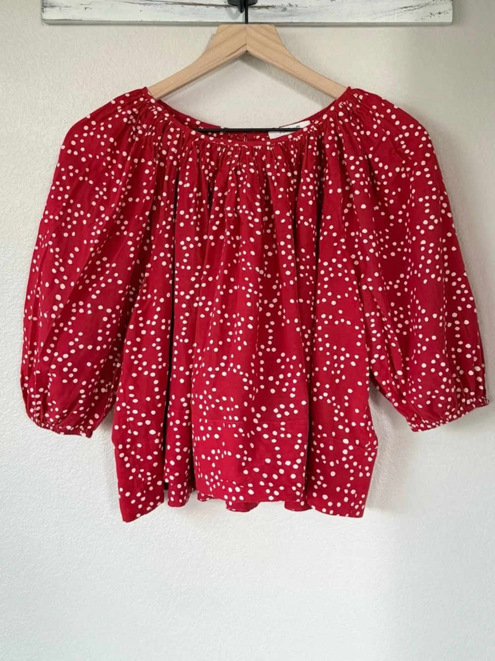 MADEWELL S Shirred Puff-Sleeve Top in Dot • Festival Red Classic Scattered Dots